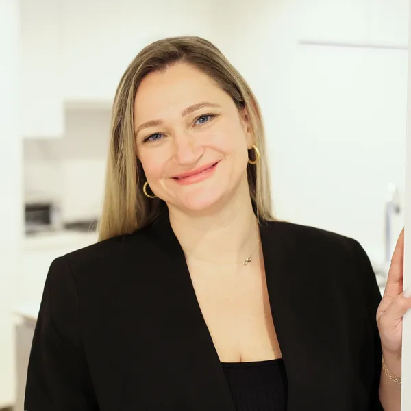 Jacqueline Lee Washington, Real Estate Agent - Compass