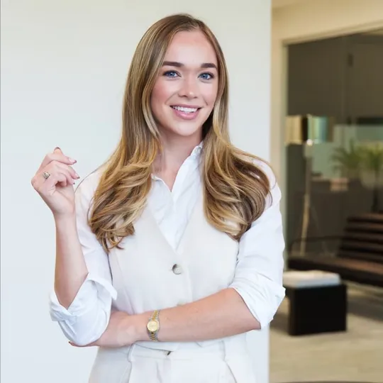 Sloan Hines, Agent in  - Compass