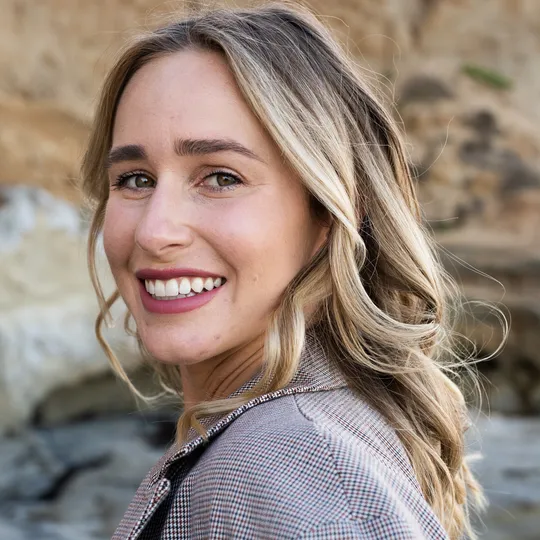 Krista Hargrave, Agent in  - Compass