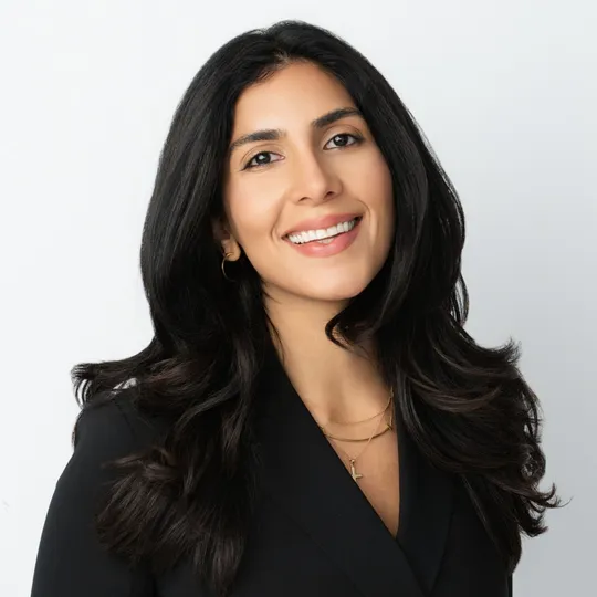 Sonya Boldaji, Agent in  - Compass