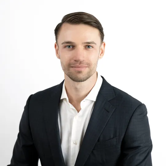 Nikita Vinogradov, Agent in  - Compass