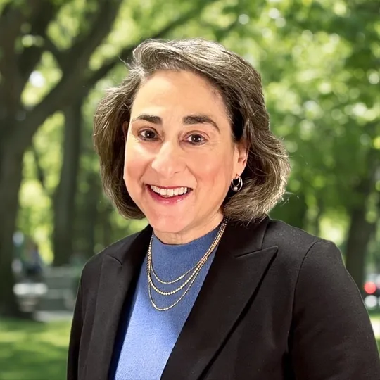 Ellen Meisel, Agent in  - Compass