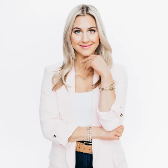 Brittany Verschaetse, Agent in  - Compass