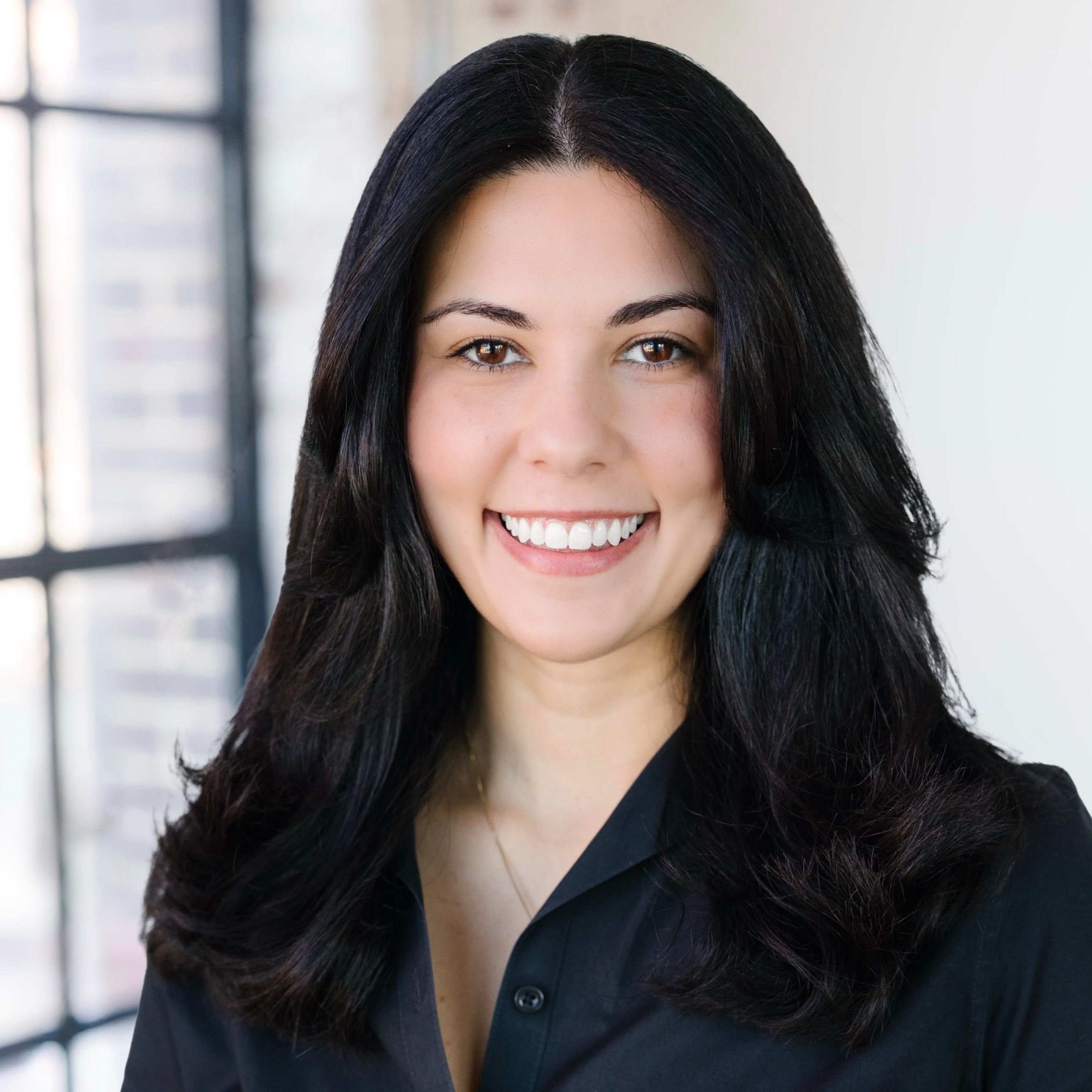 Headshot of Victoria Souza-Campbell