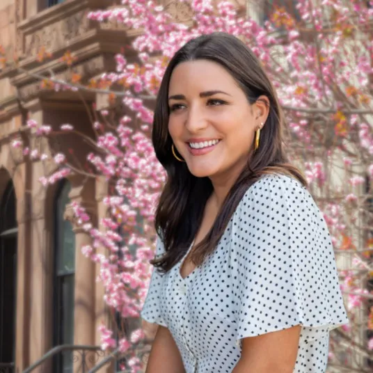 Rebecca Navarro, Agent in  - Compass