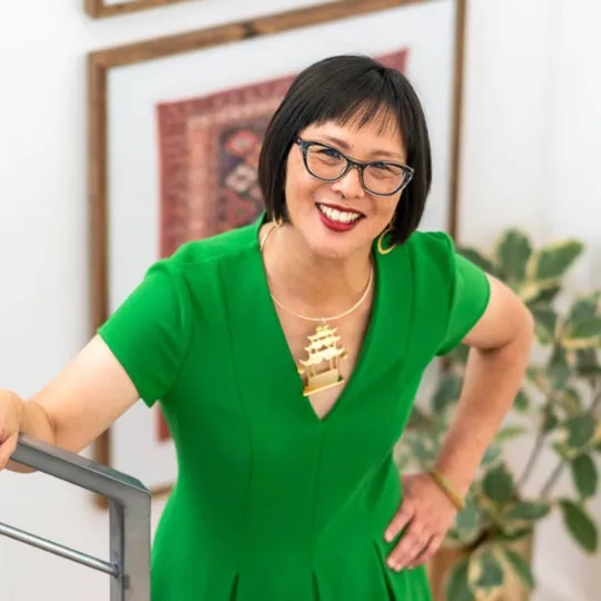 Sabrina Gee-Shin, Agent in  - Compass