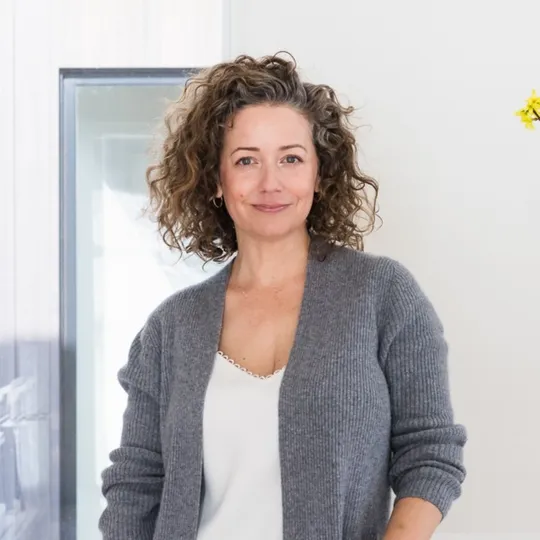 Courtney Smith, Agent in  - Compass