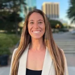 Julie Shebroe, Agent in  - Compass