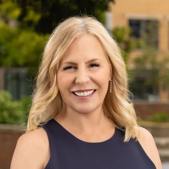 Shelley Korn, Agent in  - Compass