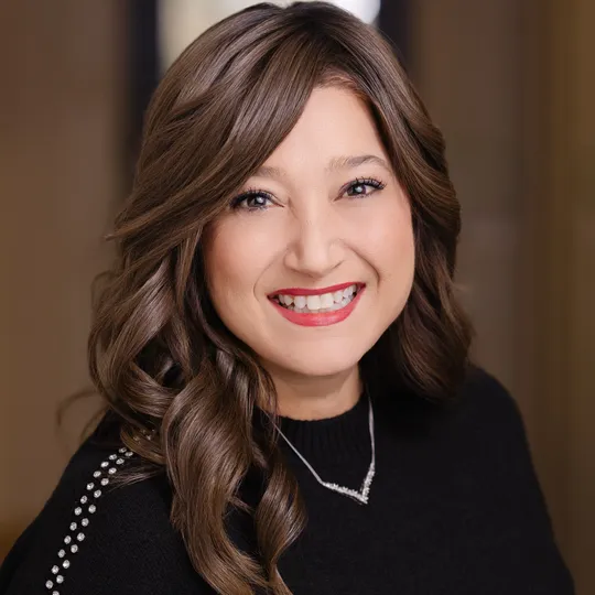 Valerie Gonzales, Agent in  - Compass