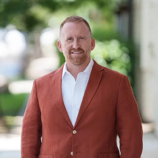 Brandon Witt-Schoen, Agent in  - Compass