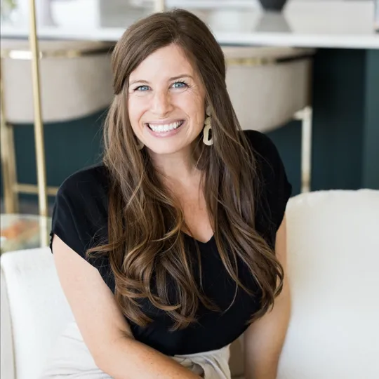 Jenn Rowan Edwards, Agent in  - Compass