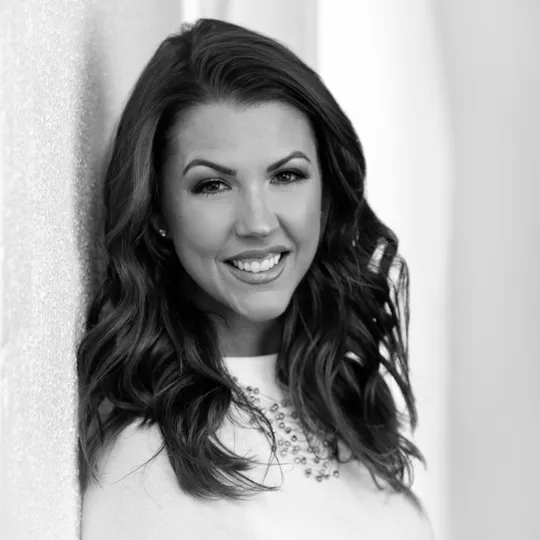 Lyndsey Geiger, Agent in  - Compass