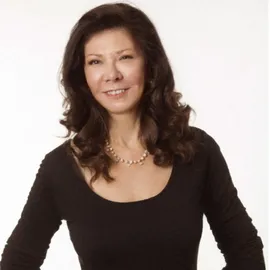 Kimberlee Canducci, Agent in  - Compass