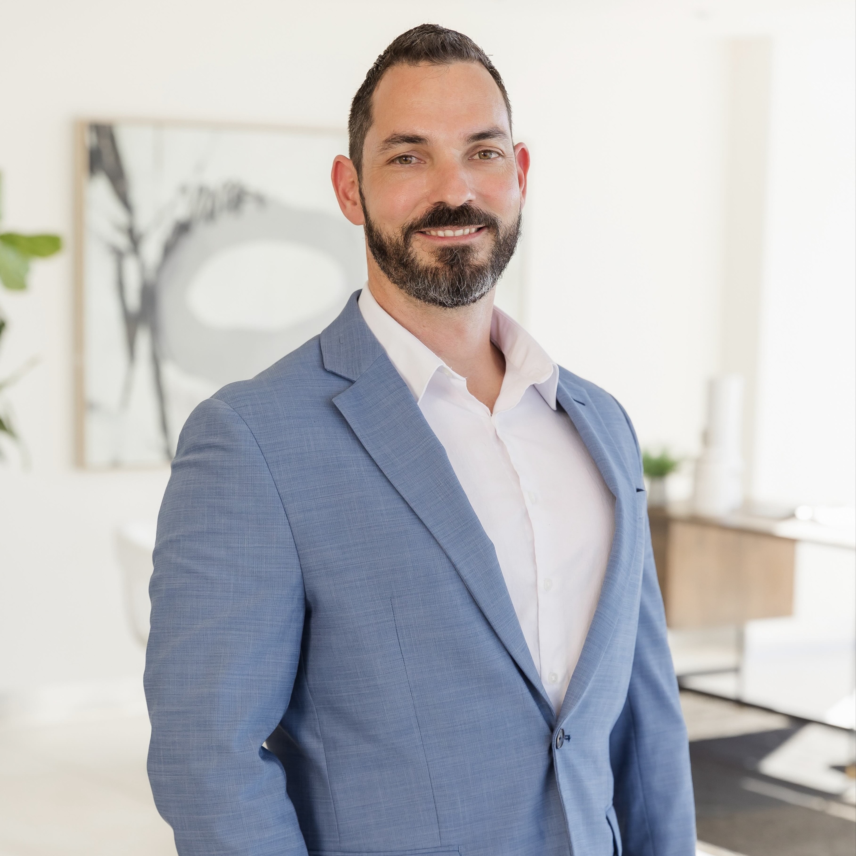 Headshot of Justin Wilfinger