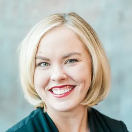Amanda Buhman, Agent in  - Compass