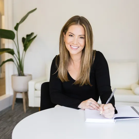 Allison Lambert, Agent in  - Compass