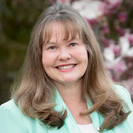 Lisa Hopkins-Cochran, Agent in  - Compass