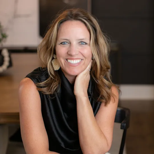 Kristine Wade, Agent in  - Compass