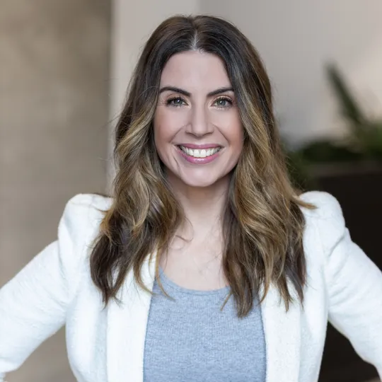 Elizabeth Moore, Agent in  - Compass