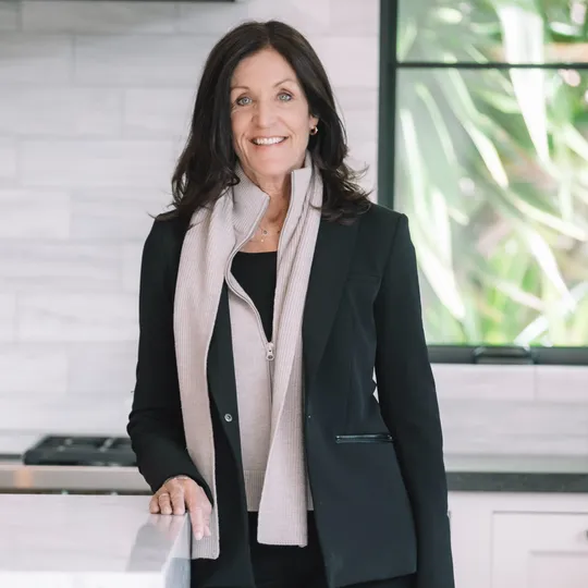 Mary Thomson, Agent in  - Compass