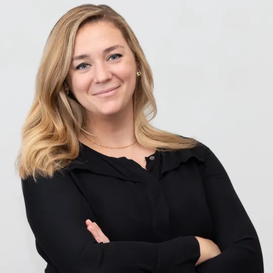 Katie Neville, Agent in  - Compass