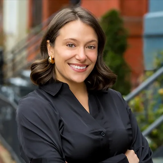 Sydney Kesselman, Agent in  - Compass