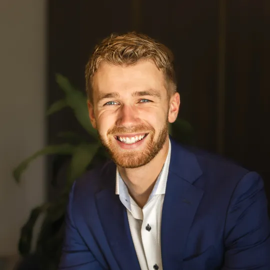 Jack Macdonald, Agent in  - Compass