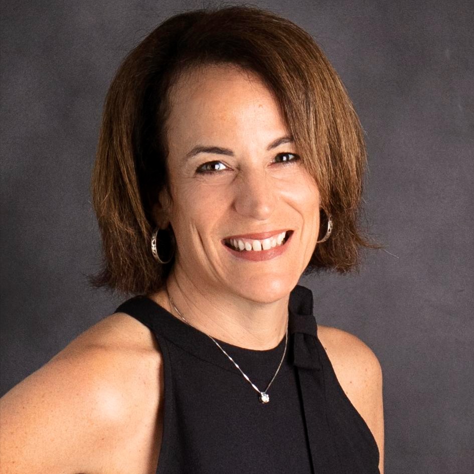 Headshot of Rhea Shoop