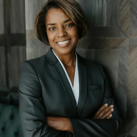 Latina Davis, Agent in  - Compass