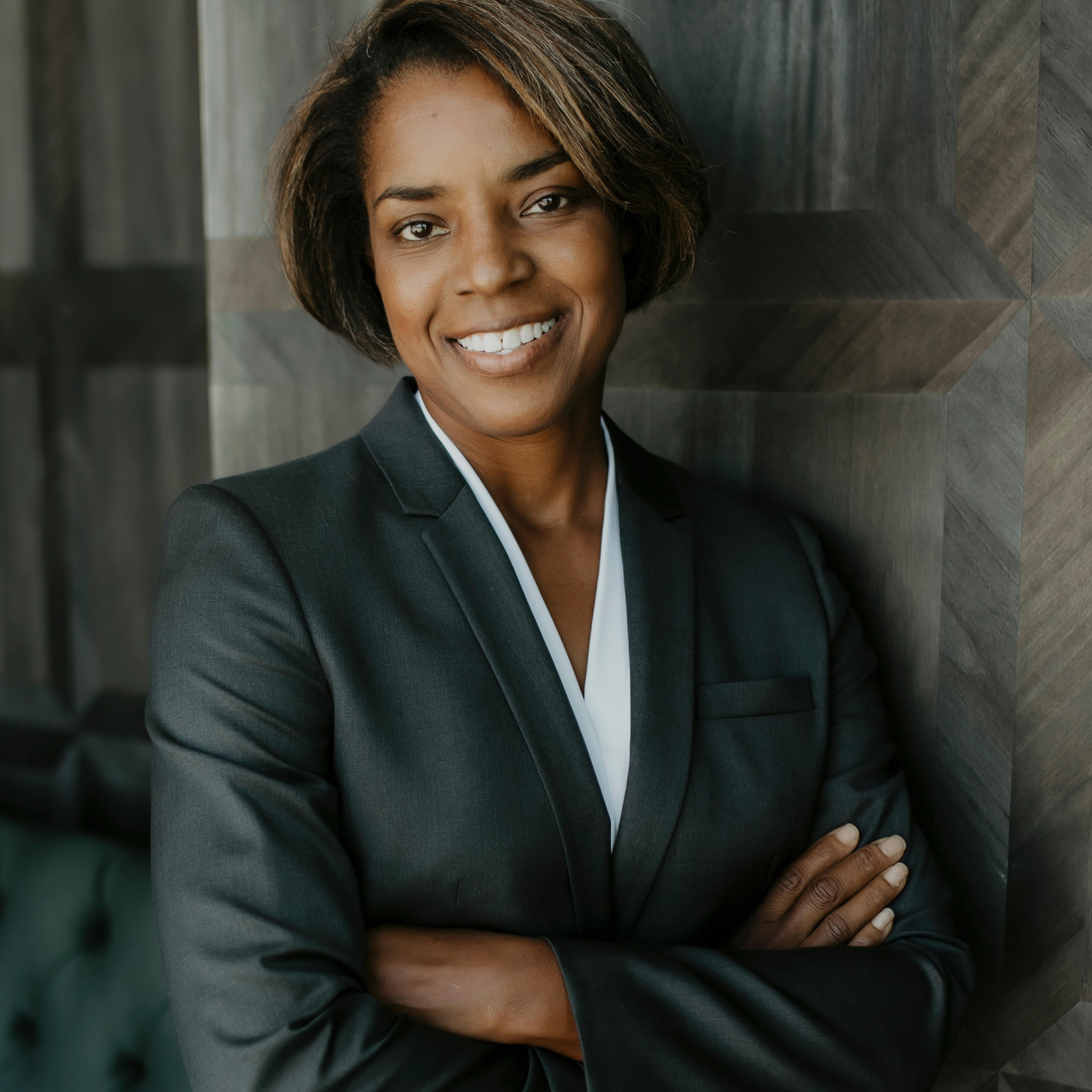 Headshot of Latina Davis