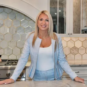 Jennifer Oukrust's Profile Photo