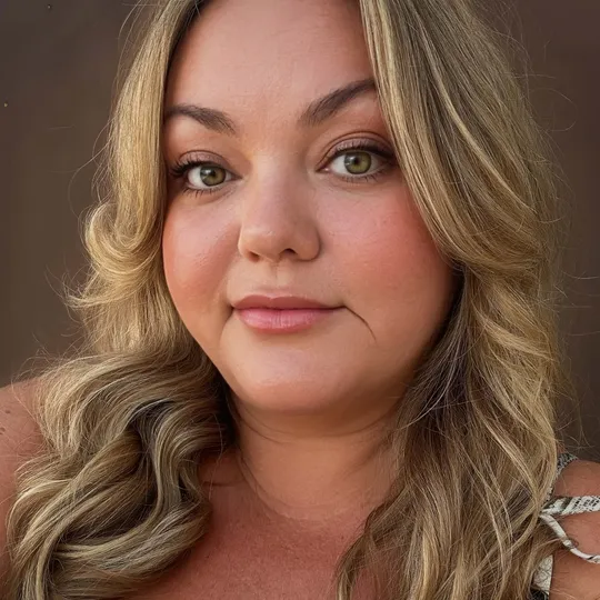 Reagan Richter, Agent in  - Compass