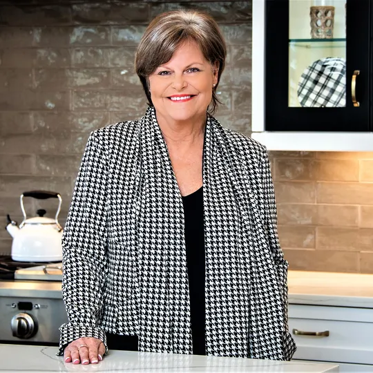 Debbie Viscount, Agent in  - Compass