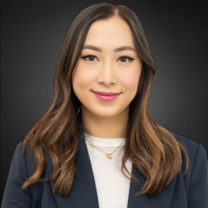 Headshot of Liz Nguyen