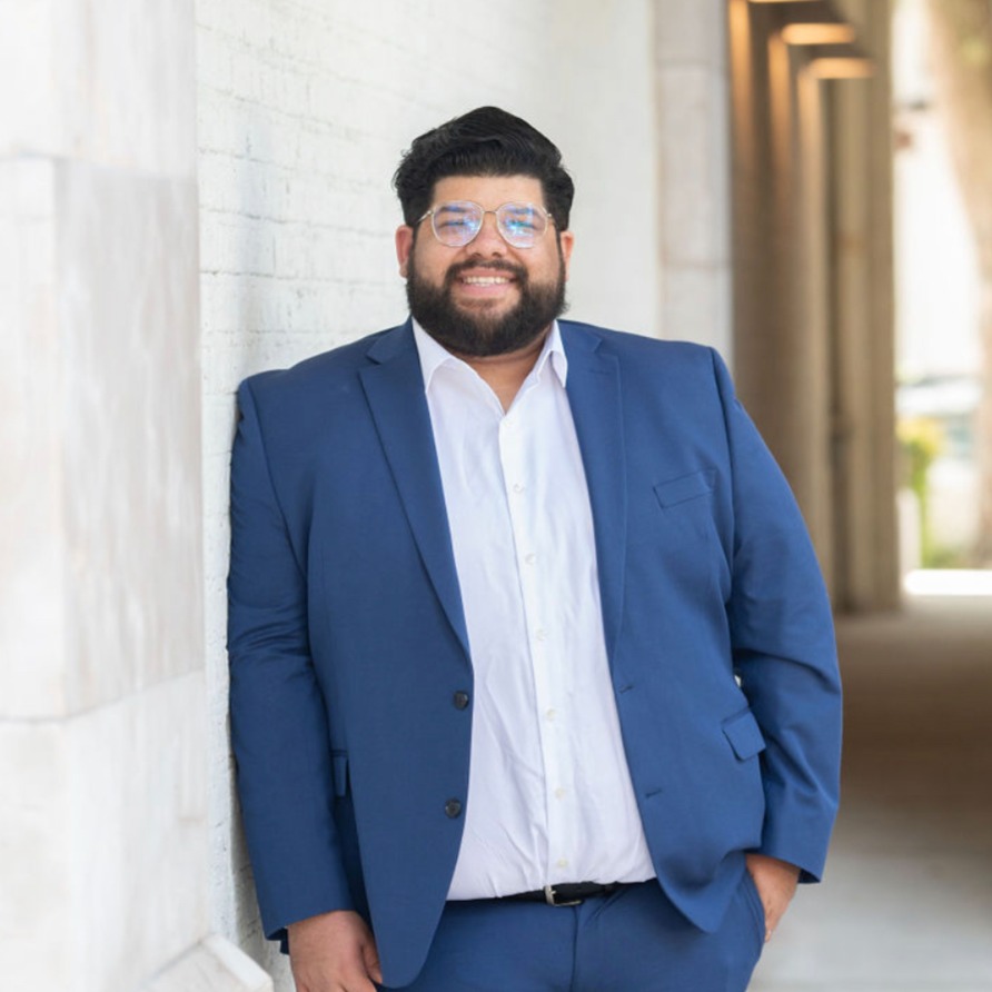 Justen Davila, Real Estate Agent Compass