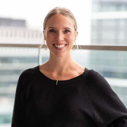 Kat Dominguez, Agent in  - Compass