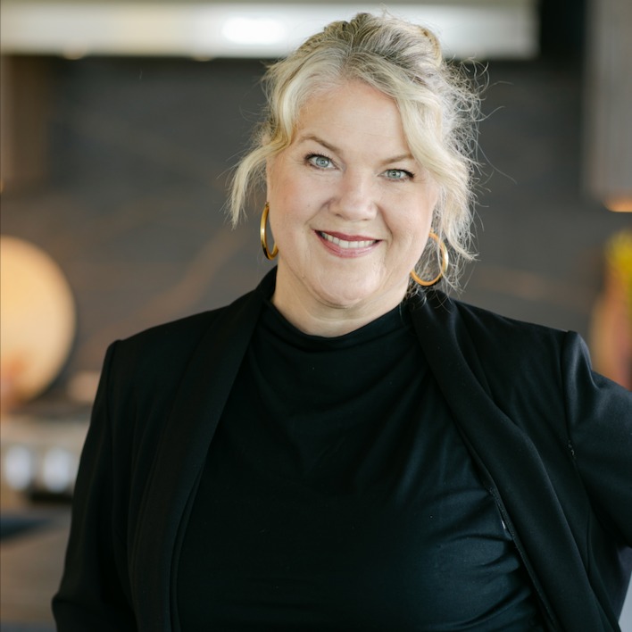 Headshot of Molly Stokeld