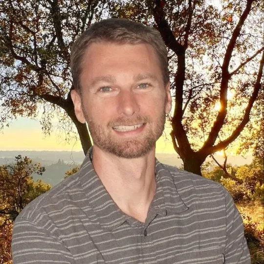 Dan Mead, Agent in  - Compass