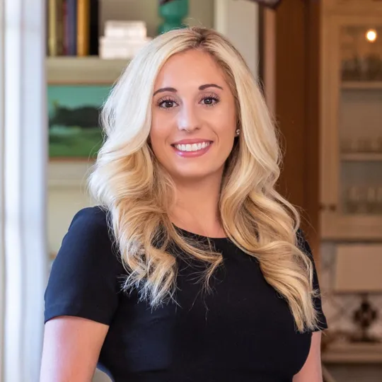 Jeanne Mahoney, Agent in  - Compass