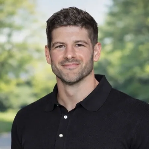 Peter Conn, Agent in  - Compass