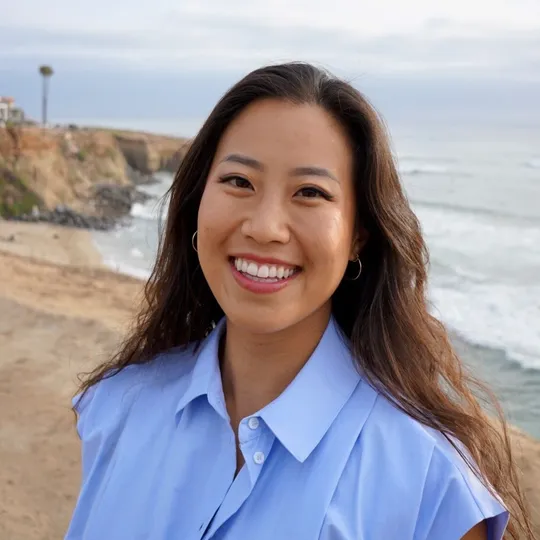 Karen Ding, Agent in  - Compass