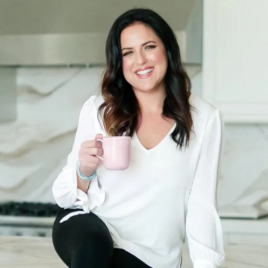 Sara Farsani, Agent in  - Compass