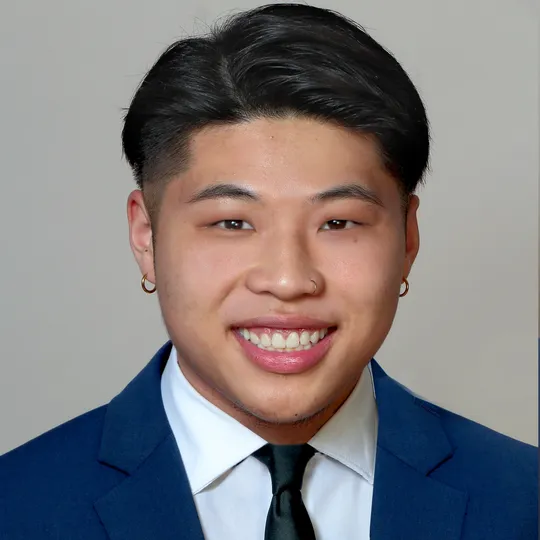 Ryan Lau, Agent in  - Compass