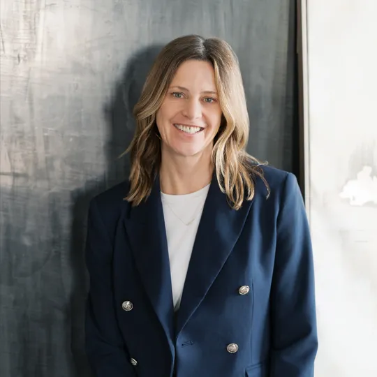 Julie Stanczak, Agent in  - Compass