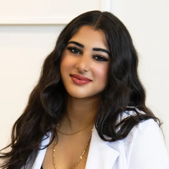 Jasmine Dhillon, Agent in  - Compass