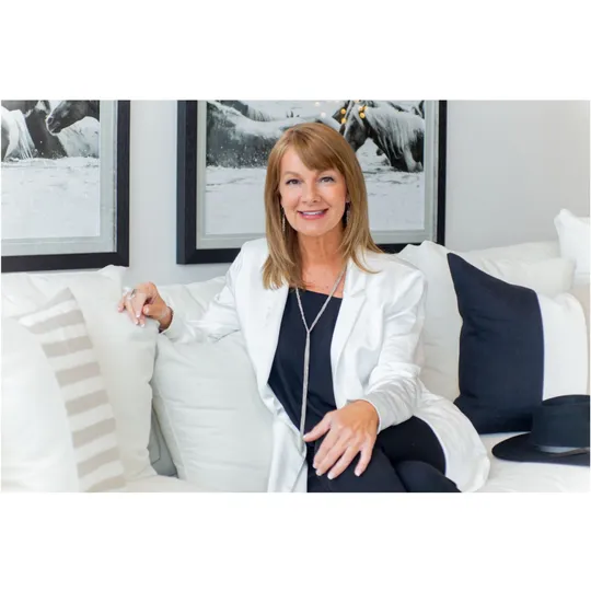 Sandra Hurtley, Agent in  - Compass