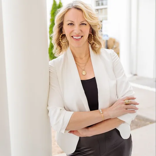 Sarah Richardson, Agent in  - Compass