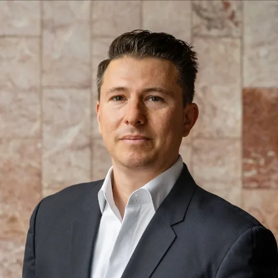 Jose Daniel Freixas, Agent in  - Compass