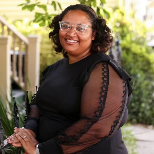 Turell Perrette, Agent in  - Compass